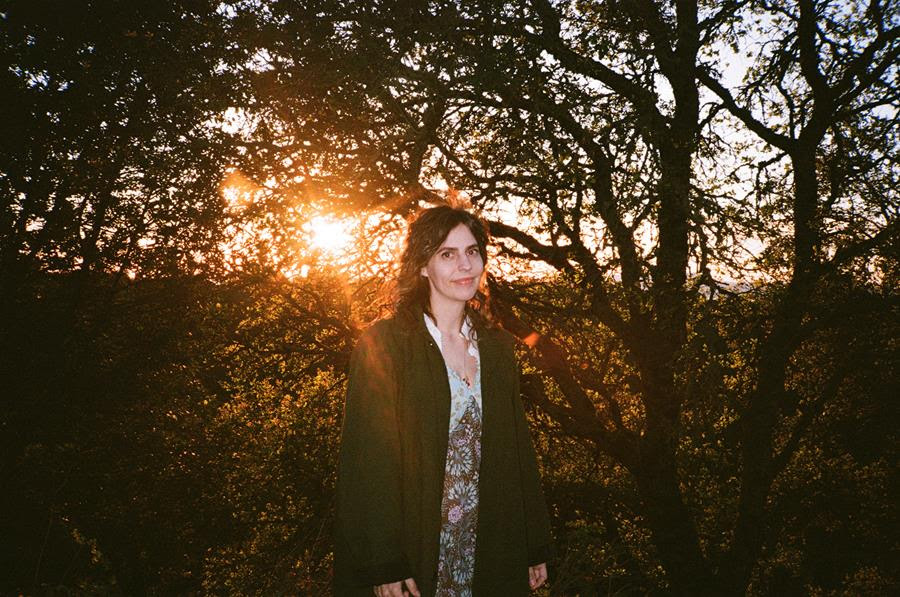 Jenny Gillespie Mason (aka Sis) announces debut solo LP, shares “Rungs of Love”