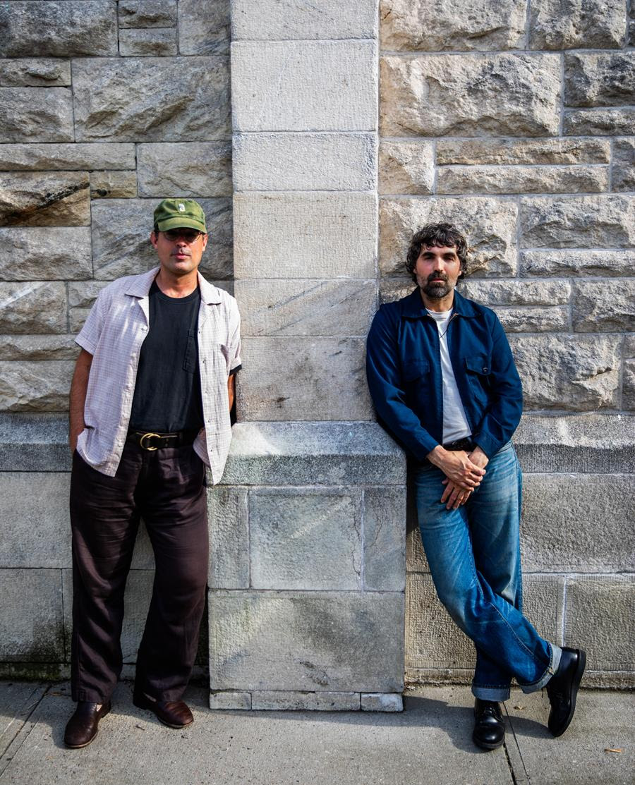 Van Chamberlain release new single “The Right Line”