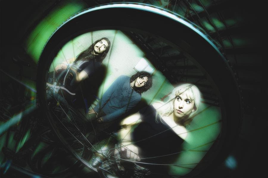 Deux Visages drop video for new single “Pixelate”,  Debut album Call It Goodbye out November 6